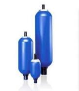 1486693520774399.jpg 蓄能器