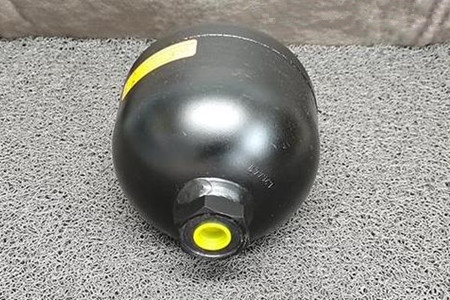 隔膜式蓄能器安裝前需要做好哪些準(zhǔn)備工作?