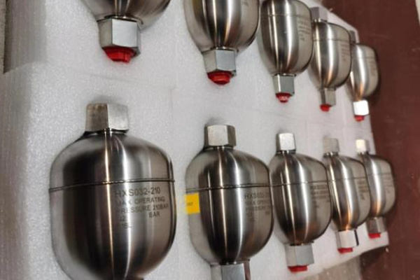 蓄能器的結構類型、作用、安裝以及選用要點 圖2