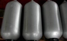 囊式蓄能器應(yīng)用于壓縮機油系統(tǒng)