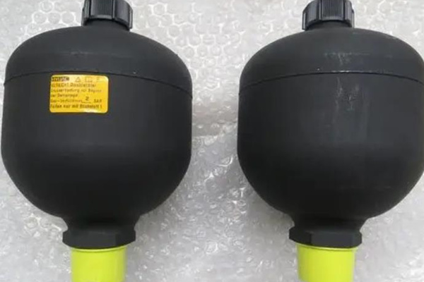 蓄能器充氣工具不會使用？這份使用指南要收好！